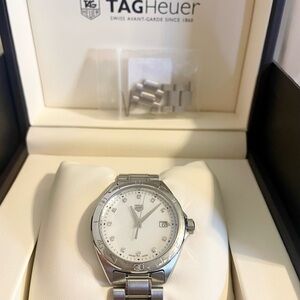 Tag Heuer Womens Formula 1 Quartz Watch